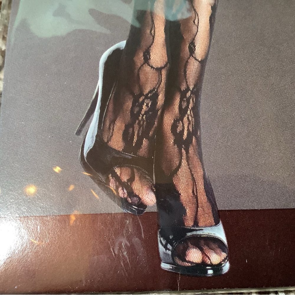 Leg Avenue lace thigh highs, color white, One Size - Picture 3 of 10